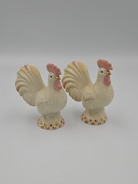 Chicken Salt And Pepper Shakers